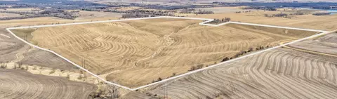 000 Oak Ave, Guthrie Center, IA 50115