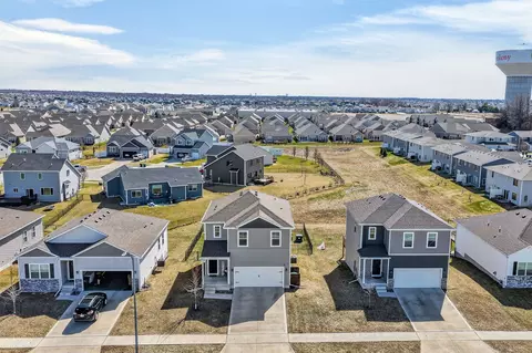 2713 NW 41st St, Ankeny, IA 50023