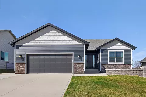 1920 Roebling Rd, Adel, IA 50003