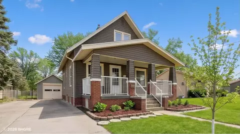 3819 S Union St, Des Moines, IA 50315