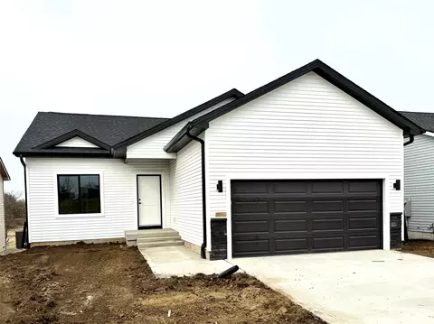 5045 Synergy St, Van Meter, IA 50261