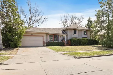 401 NW Kimberly Ln, Ankeny, IA 50023