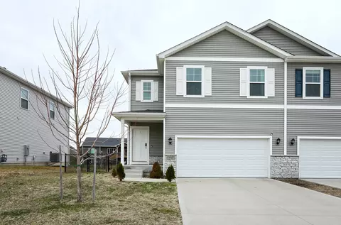 270 NW Charlestown Ln, Waukee, IA 50263