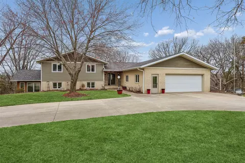 1051 Maize Ave, Boone, IA 50036