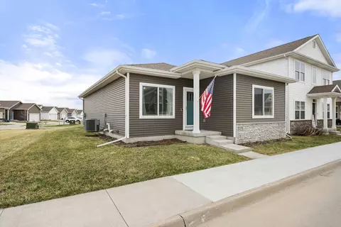 3027 NW Northwood Ln, Ankeny, IA 50023