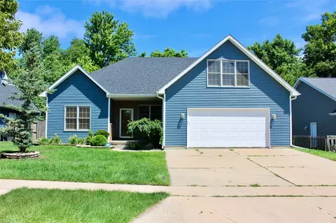 4015 Marigold Dr, Ames, IA 50014