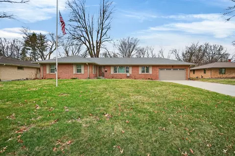 1030 7th St, West Des Moines, IA 50265