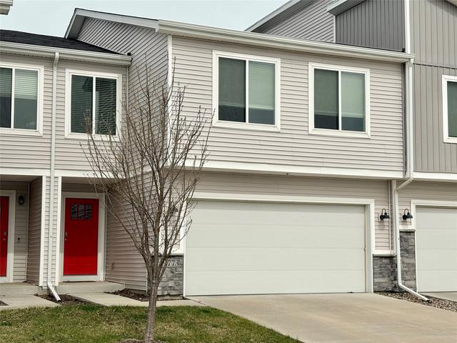 9773 Turnpoint Dr, West Des Moines, IA 50266