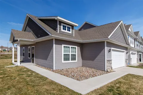 2818 NW 35th Ln, Ankeny, IA 50023