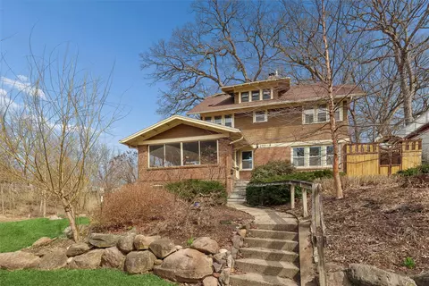 1445 Forestdale Dr, Des Moines, IA 50311