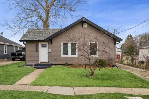 1544 Royer St, Des Moines, IA 50316