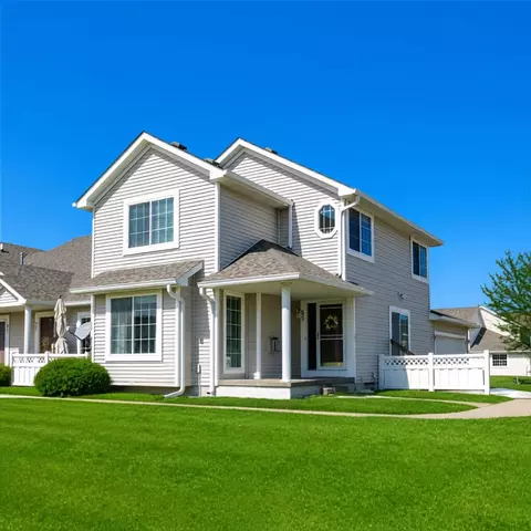 85 SE Melrose Dr, Waukee, IA 50263