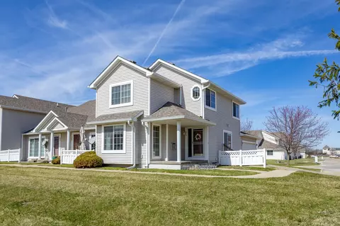 85 SE Melrose Dr, Waukee, IA 50263