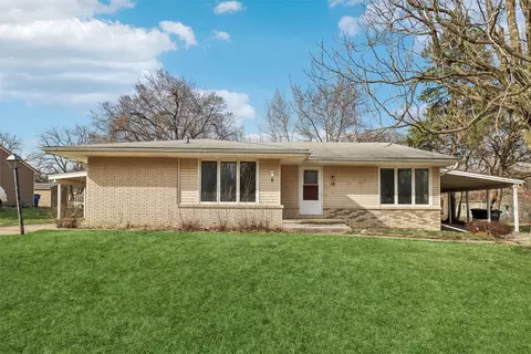 8 Emma Ave, Des Moines, IA 50315