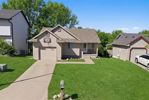 2510 SE 18th St, Des Moines, IA 50320