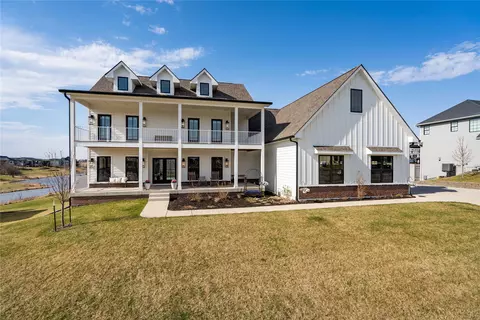 1917 Redbud St, Norwalk, IA 50211