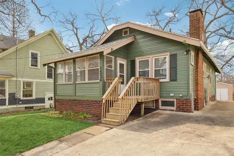 1534 30th St, Des Moines, IA 50311