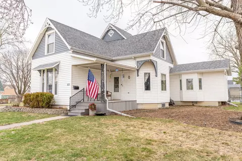 621 W Jefferson St, Winterset, IA 50273