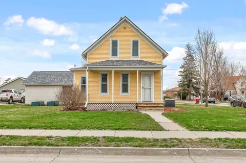 201 W 1st St, Huxley, IA 50124