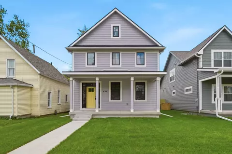 425 E Granger Ave, Des Moines, IA 50315
