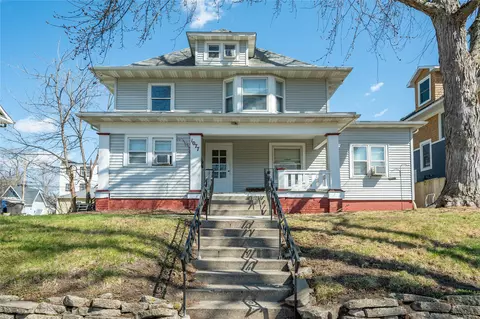 1077 27th St, Des Moines, IA 50311