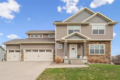 613 SE 17th St, Grimes, IA 50111