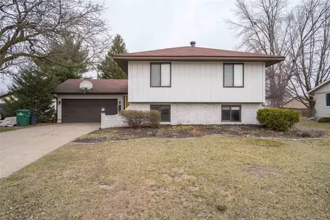 1318 NW 4th St, Ankeny, IA 50023