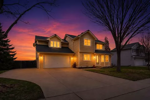 313 SW Kennybrook Dr, Grimes, IA 50111