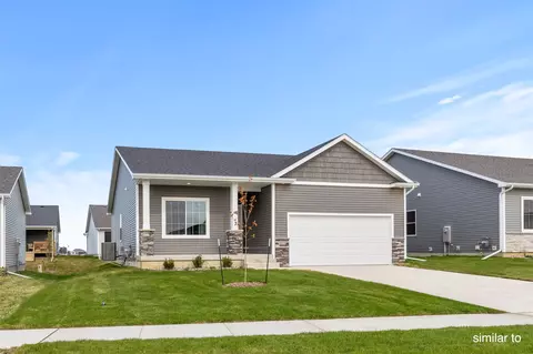1023 NW Yorktown Dr, Waukee, IA 50263