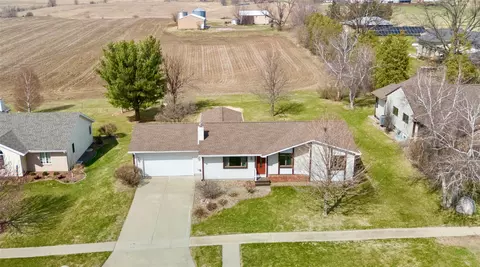 601 16th Ave, Grinnell, IA 50112