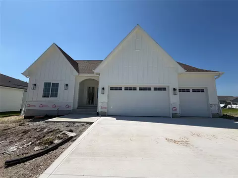 5330 Greene St, Ames, IA 50014