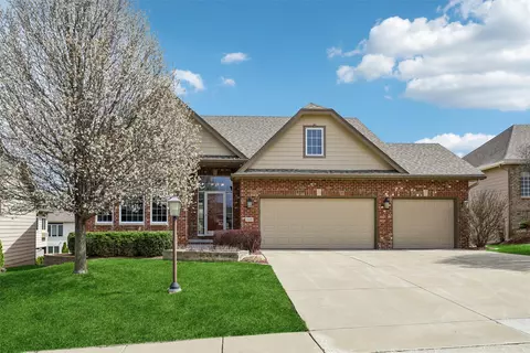 3505 154th St, Urbandale, IA 50323