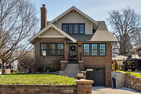 1545 46th St, Des Moines, IA 50311