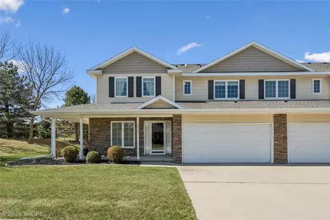 2722 NW 154th Ct, Clive, IA 50325