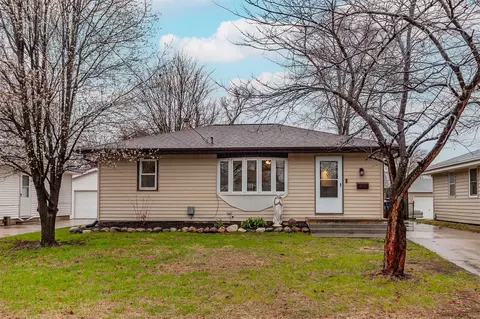 6205 Welker Ave, Des Moines, IA 50312