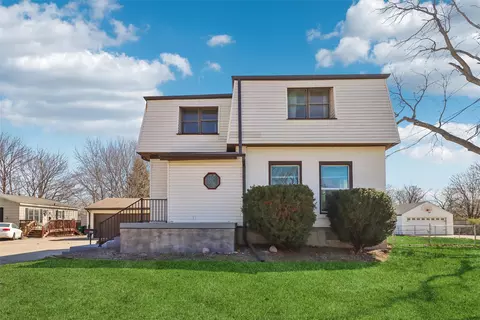 407 SW Des Moines St, Ankeny, IA 50023