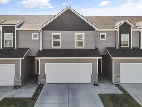 1227 NW 33rd Ln, Ankeny, IA 50023