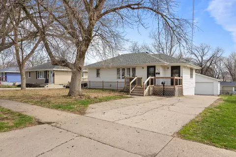 4103 54th St, Des Moines, IA 50310