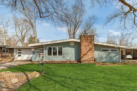 4517 Wakonda Pkwy, Des Moines, IA 50315