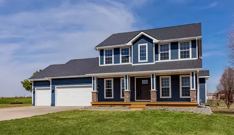 12415 NW 110th Ave, Granger, IA 50109