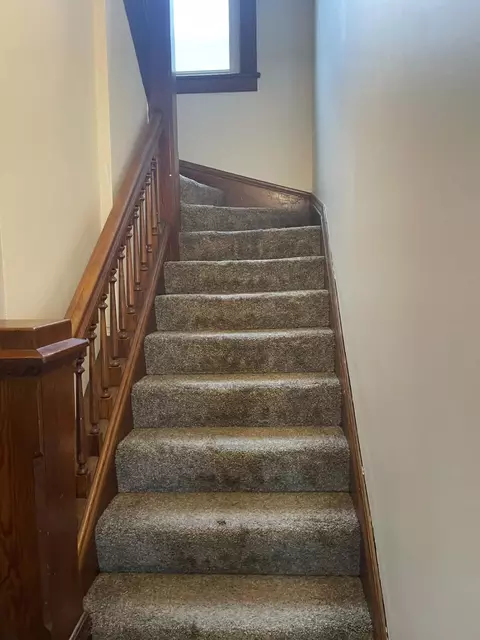 Entry Way - 302 Maple St, Murray, IA 50174 photo 1 of 3