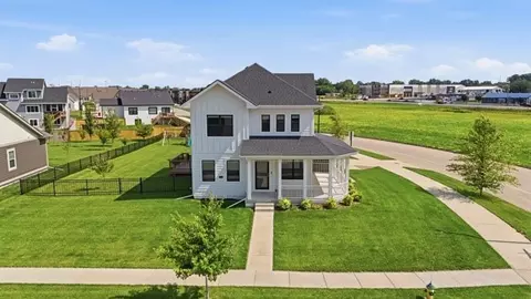 202 SW Prairie Trail Pkwy, Ankeny, IA 50023