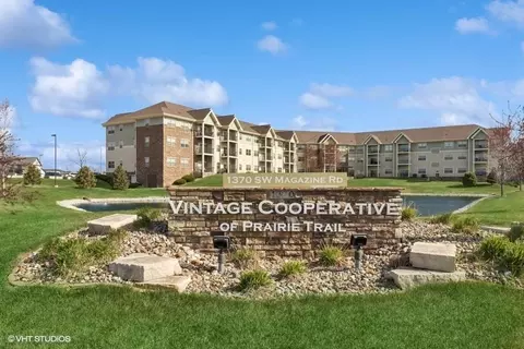 1370 SW Magazine Rd #101, Ankeny, IA 50023