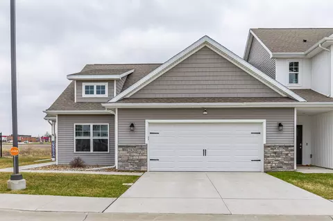 2820 NW 32nd Ln, Ankeny, IA 50023