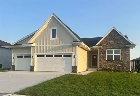 5304 Greene St, Ames, IA 50014
