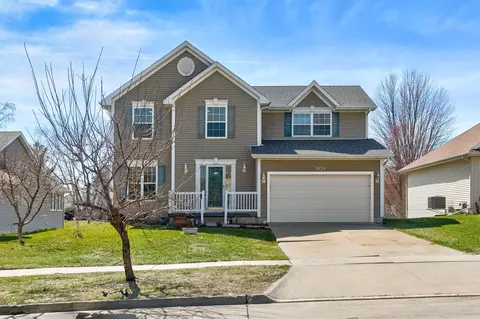 909 SE 5th St, Ankeny, IA 50021