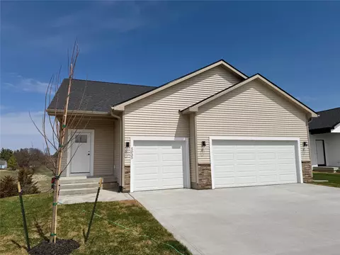 5035 Synergy St, Van Meter, IA 50261