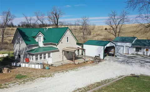 57846 150th Ave, Lacona, IA 50139