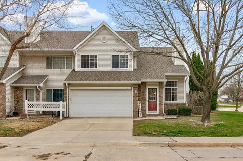 150 S Prairie View Dr #1112, West Des Moines, IA 50266