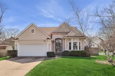7602 Cody Dr, West Des Moines, IA 50266
